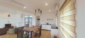 Peaceful 2 BR Mountain View Apt in Aburi